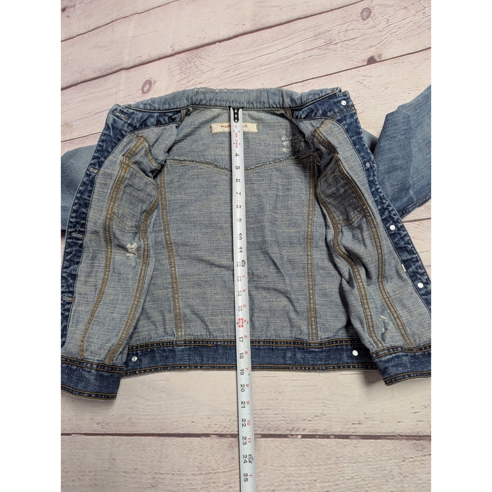 Mossimo Denim Women's Distressed Jean Jacket 18W Medium Wash EUC 039 - Picture 7 of 8